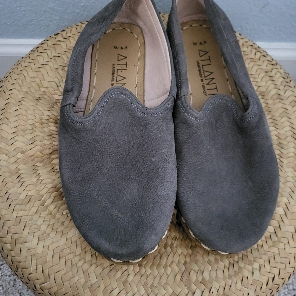 Atlantis Handmade Barefoot Slip On Shoe 6.5